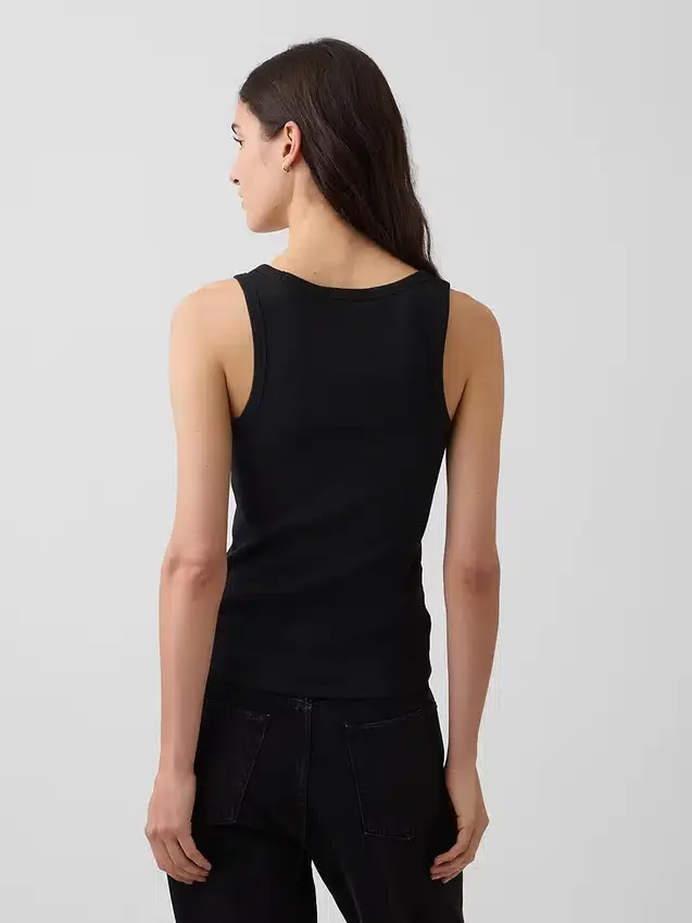 Camiseta sin mangas con cuello redondo acanalado
