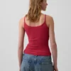 Camiseta sin mangas corta moderna