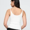 Camiseta sin mangas corta moderna