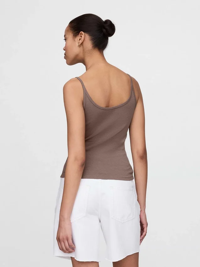 Camiseta sin mangas corta moderna