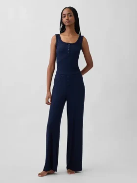 Camiseta sin mangas de pijama tipo Henley con encaje de canalé fino