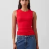 Camiseta sin mangas moderna de cuello redondo