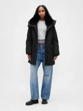 Chaqueta acolchada midi con ribete de piel sintética