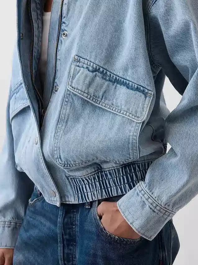 Chaqueta bomber de mezclilla de corte oversize