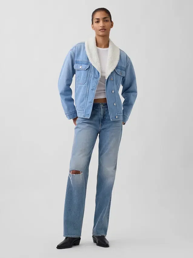 Chaqueta de mezclilla con cuello chal y forro de sherpa