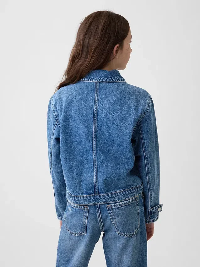 Chaqueta de mezclilla para niños con bolsillos de parche