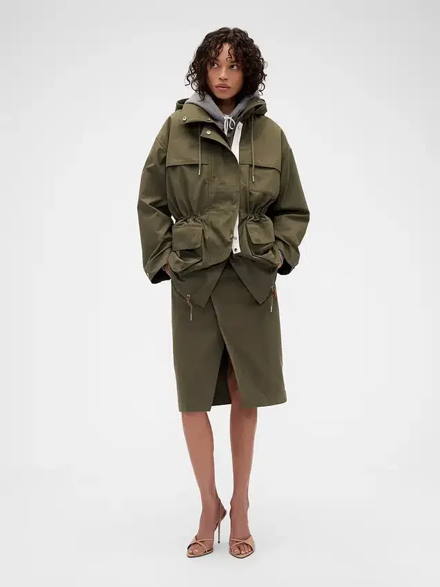 Chaqueta parka GAP × Victoria Beckham