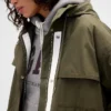 Chaqueta parka GAP × Victoria Beckham