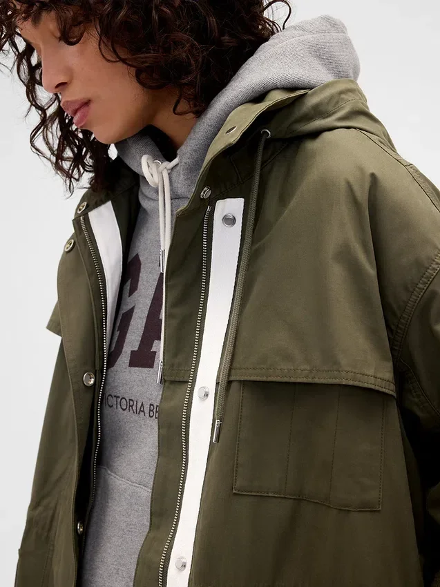 Chaqueta parka GAP × Victoria Beckham