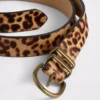 Cinturón de pelo de becerro con estampado de leopardo