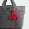Colgante para bolsa con diseño de sudadera con capucha y logotipo