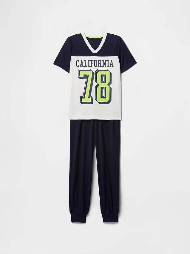 Conjunto de pijama con pantalones tipo jogger reciclados para niños