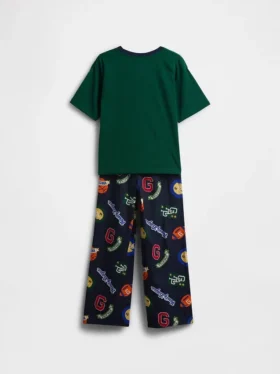Conjunto de pijama reciclado para niños