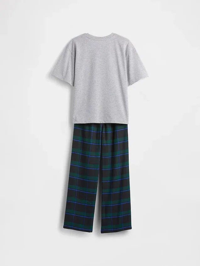 Conjunto de pijama reciclado para niños