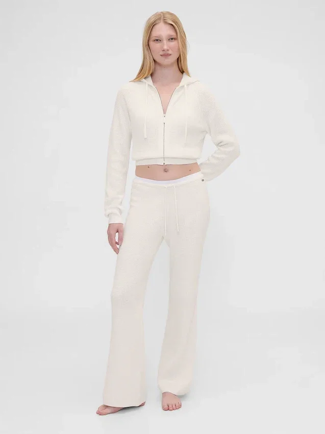 Gap × Summer Fridays: Pantalones de corte bootcut de tejido waffle CashSoft