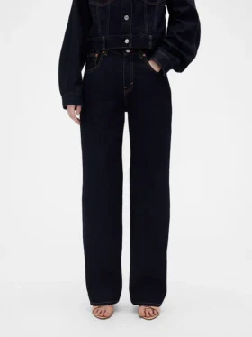 GAP × Victoria Beckham: vaqueros rectos de talle alto