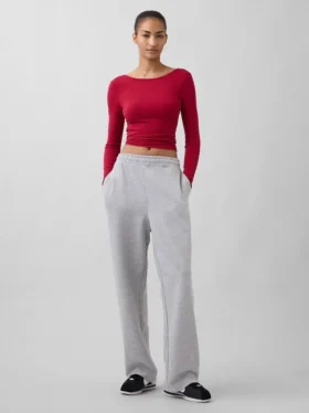 GapFit Smooth con cuello de barco en camisea