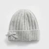 Gorro con moño CashSoft para niños