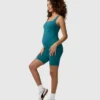 Ingrid e Isabel: el mono de pantalones cortos premamá deportivo