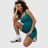 Ingrid e Isabel: el mono de pantalones cortos premamá deportivo