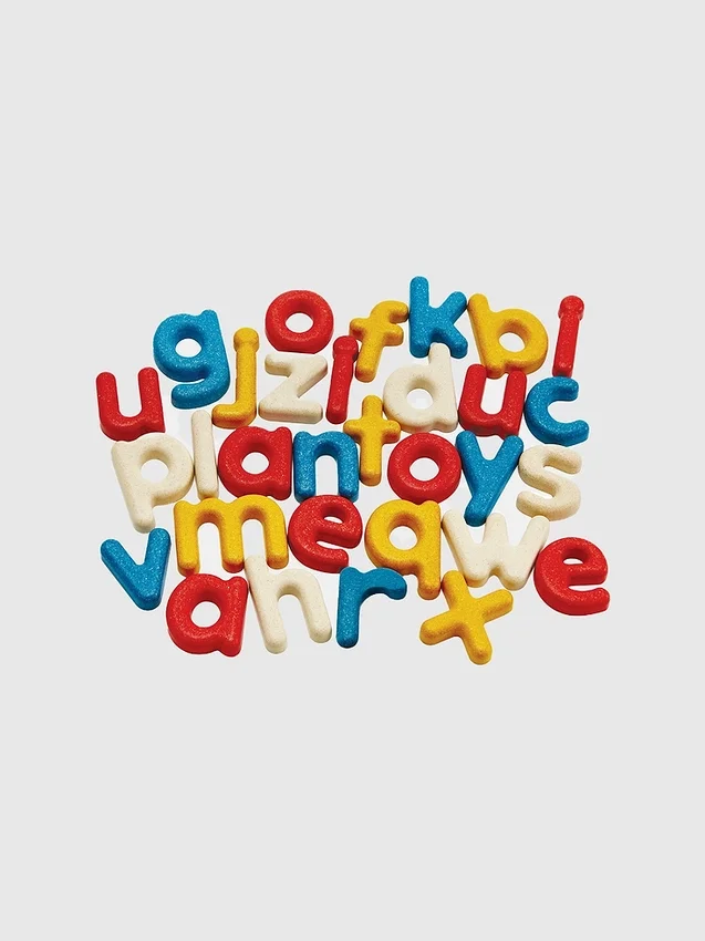 Juego de habilidades lingüísticas con el alfabeto en minúsculas