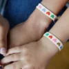 Juego de pulseras «Mini and Me Rainbow Hearts» de Hart