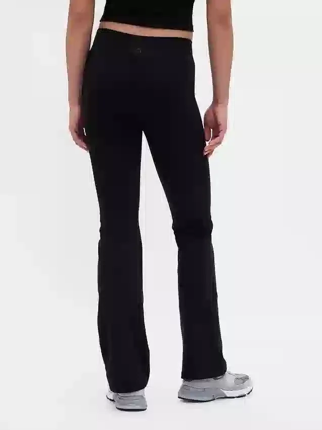 Leggings GapFit de talle medio y corte ajustado