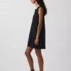 Mini vestido con canesú de crochet de mezcla de lino