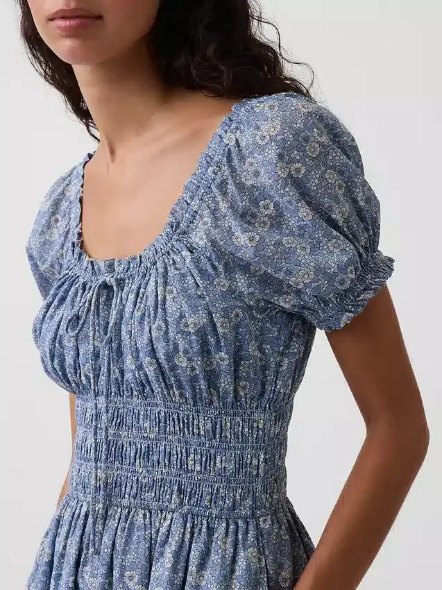 Mini vestido con cintura fruncida