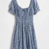 Mini vestido con cintura fruncida