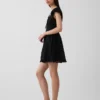 Mini vestido con cuello redondo y ribete de encaje
