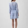 Mini vestido con ribete de encaje