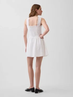 Mini vestido de cintura baja con pinzas
