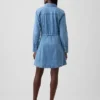 Mini vestido de mezclilla con botones al frente