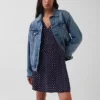 Mini vestido estampado con cuello en V