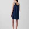 Minivestido con botones en el frente