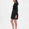 Minivestido de estilo burbuja con mezcla de materiales