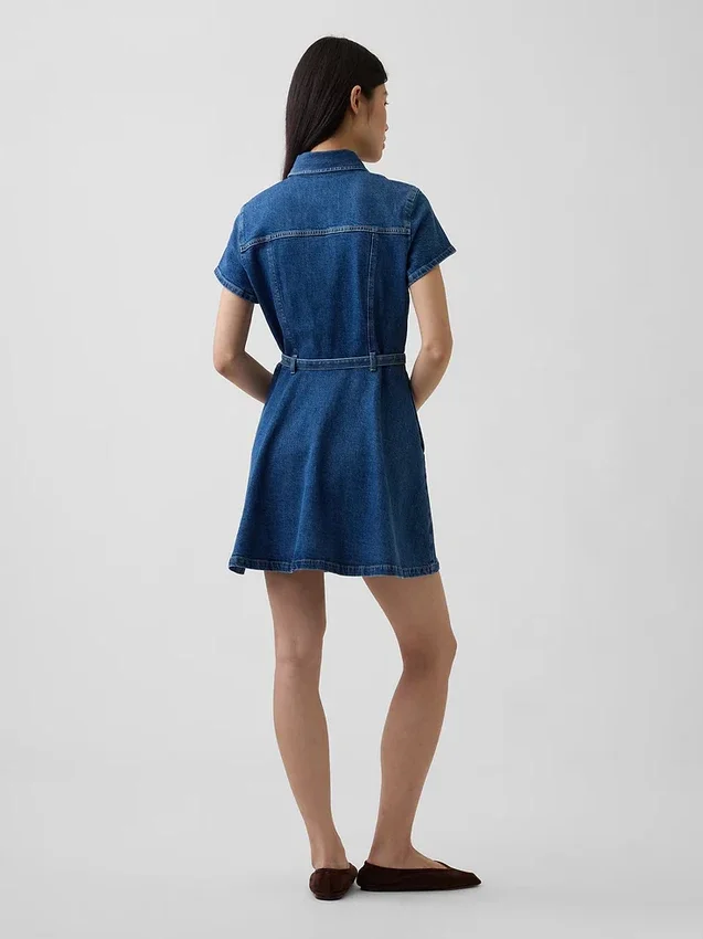 Minivestido tipo camisa de mezclilla con cinturón