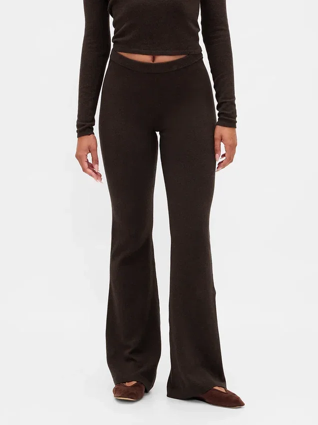 Pantalones acampanados elásticos CashSoft