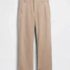 Pantalones caqui de talle medio
