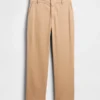 Pantalones caqui de talle medio