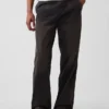 Pantalones caqui holgados