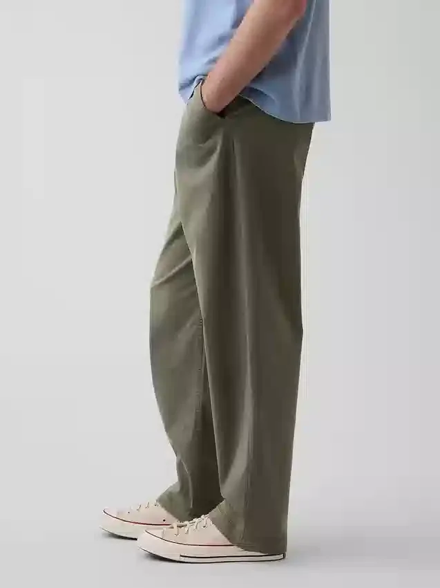 Pantalones caqui holgados