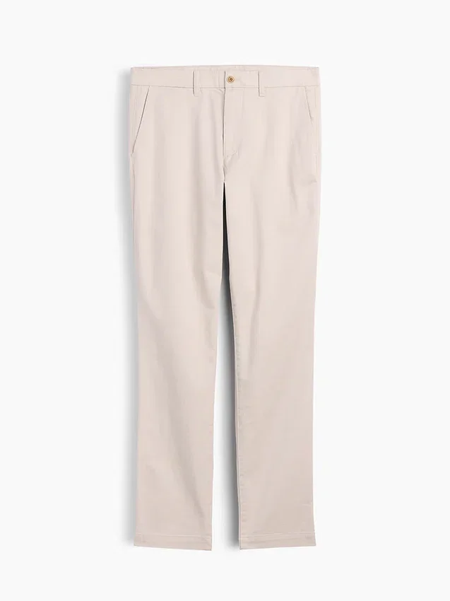 Pantalones caqui modernos de corte ajustado