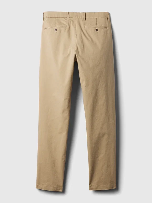 Pantalones caqui modernos de corte cónico