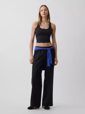Pantalones cómodos de talle bajo GapFit Tech