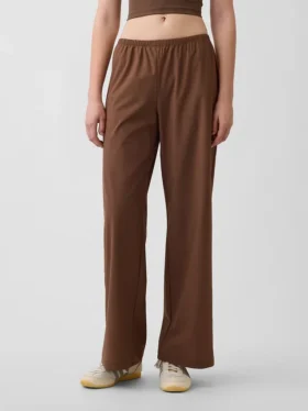 Pantalones cómodos de talle bajo GapFit Tech
