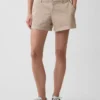 Pantalones cortos caqui de talle medio