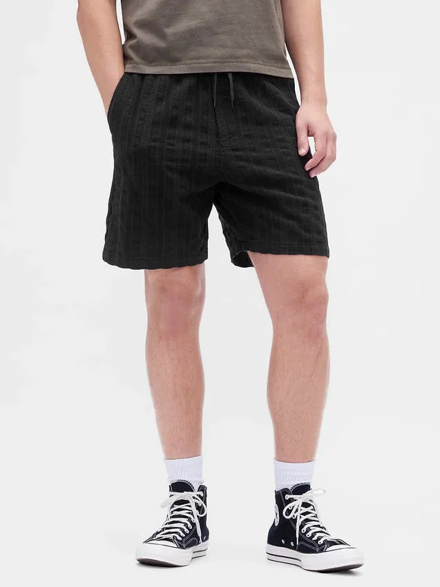 Pantalones cortos cómodos texturizados de 7"