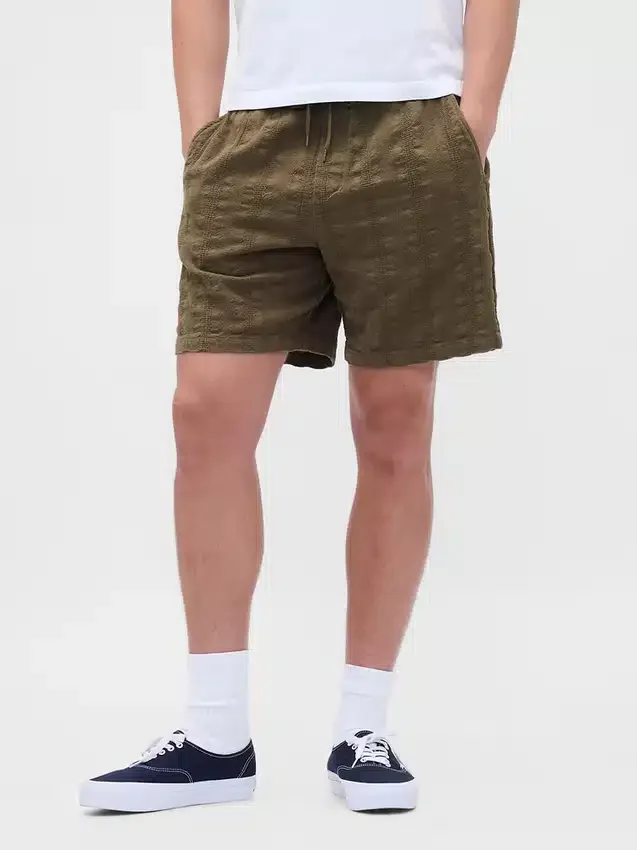 Pantalones cortos cómodos texturizados de 7"